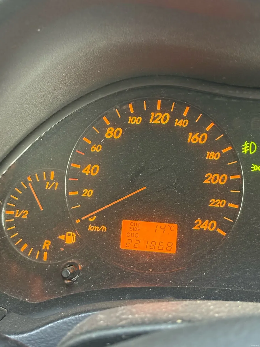 Toyota avensis - Image 2