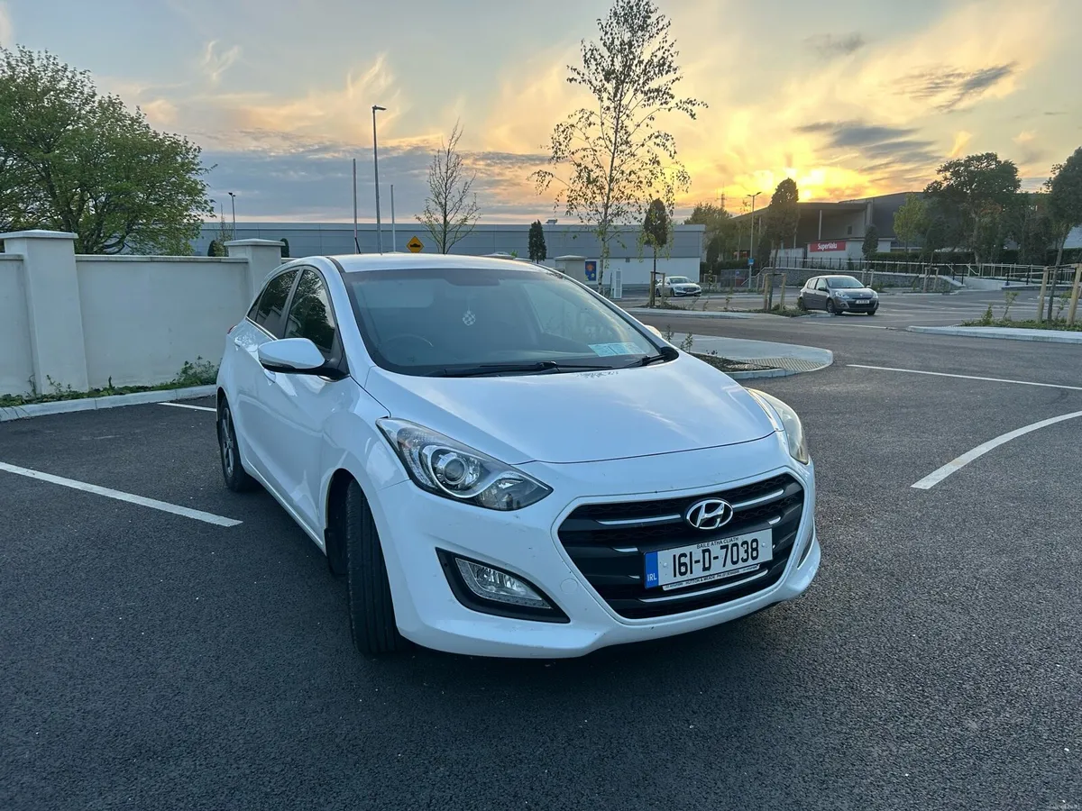 2016 Hyundai i30 1.4 petrol - Image 1