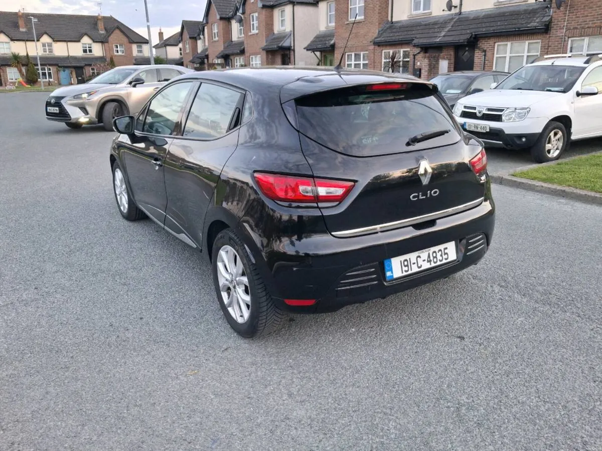 2019 Renault clio - Image 3