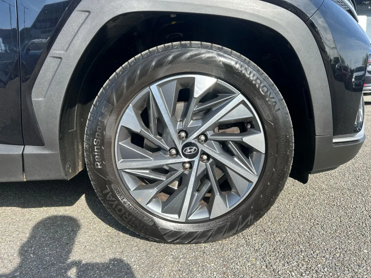 Hyundai Tucson 2WD Executive - Image 5