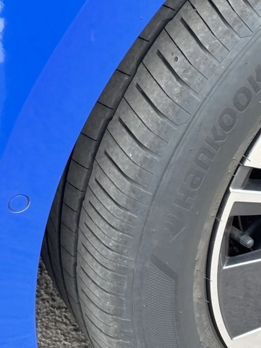 Skoda Enyaq Coupe 2023 82KW - Image 2