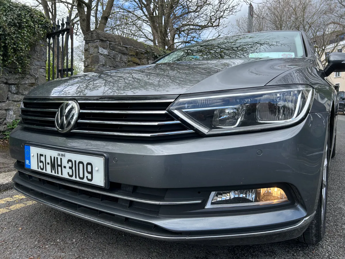 2015 VOLKSWAGEN PASSAT HIGHLINE AUTOMATIC - Image 1