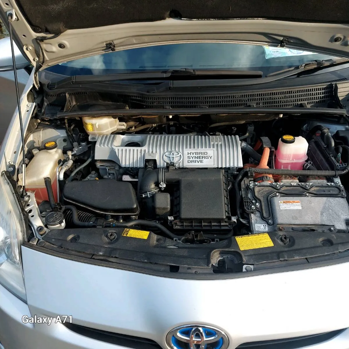 Toyota Prius 2011 - Image 2