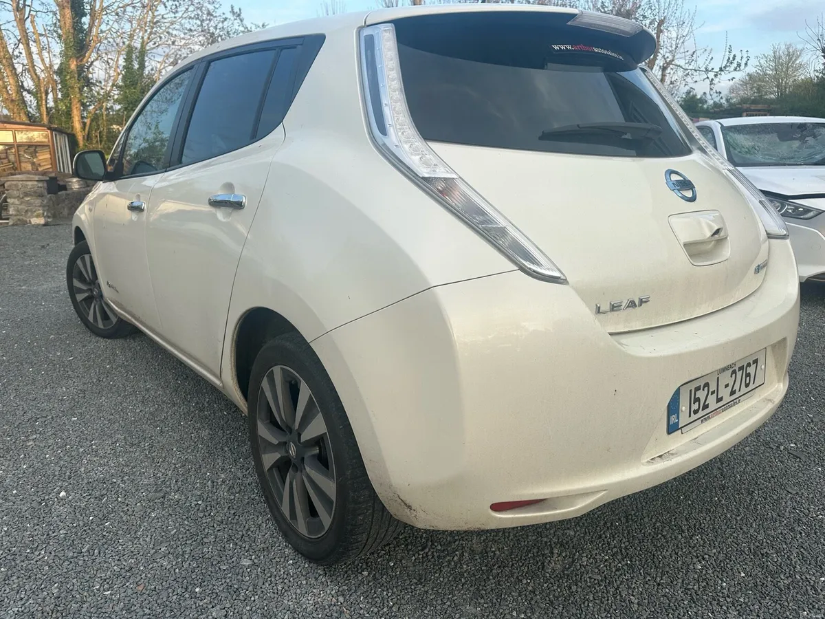 2015 Nissan Leaf Tekna 24kW - Image 4
