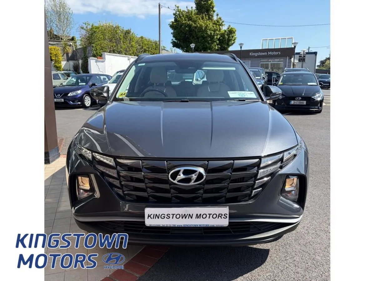 Hyundai Tucson Exeecutive HEV 5DR Auto - Image 2