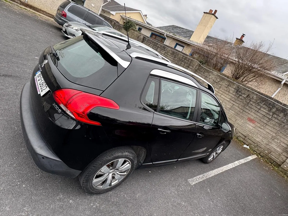 Peugeot 2008 1.2 pure Tec 2016 - Image 4