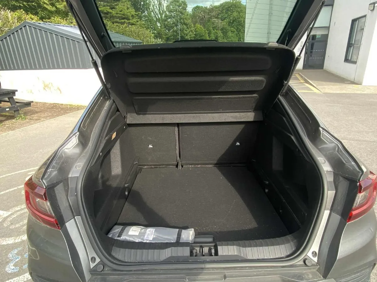 Renault Arkana 2022 RS  Line E-tech Hybrid - Image 4