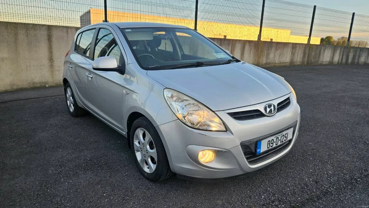 Hyundai i20 NCT 01/27 - Image 1