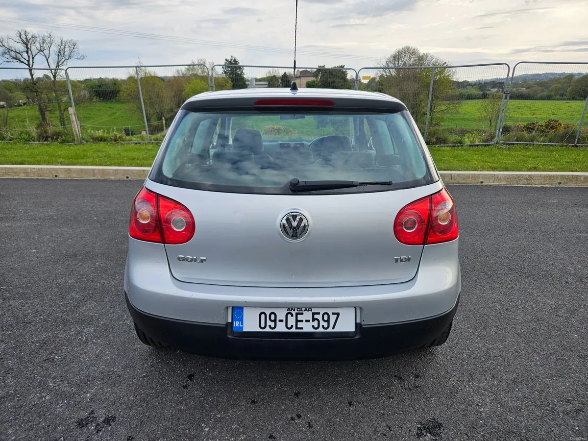 2009 Volkswagen Golf 1.9 TDI - CAR IS MINT - Image 2
