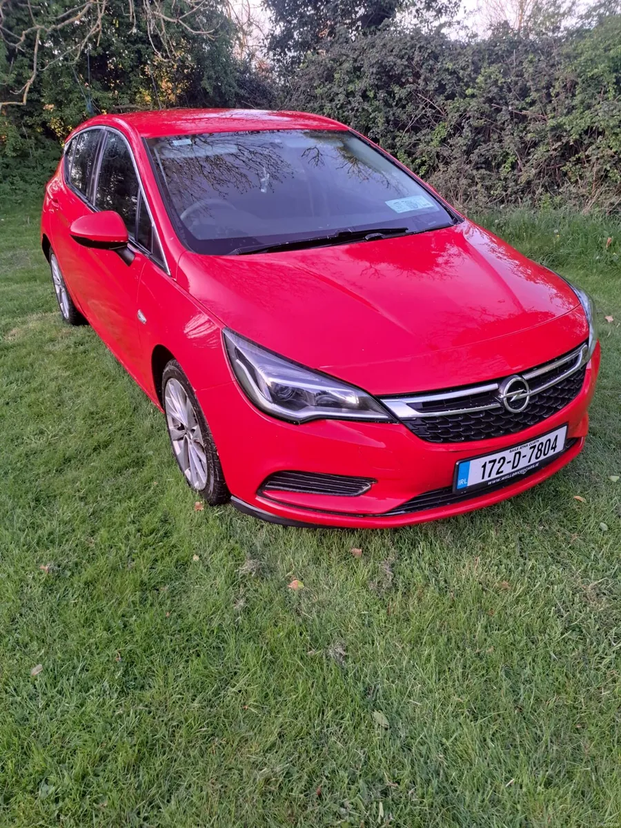 Opel Astra 
1.6 Diesel Nct 07/2027 tax 10/2026 - Image 1