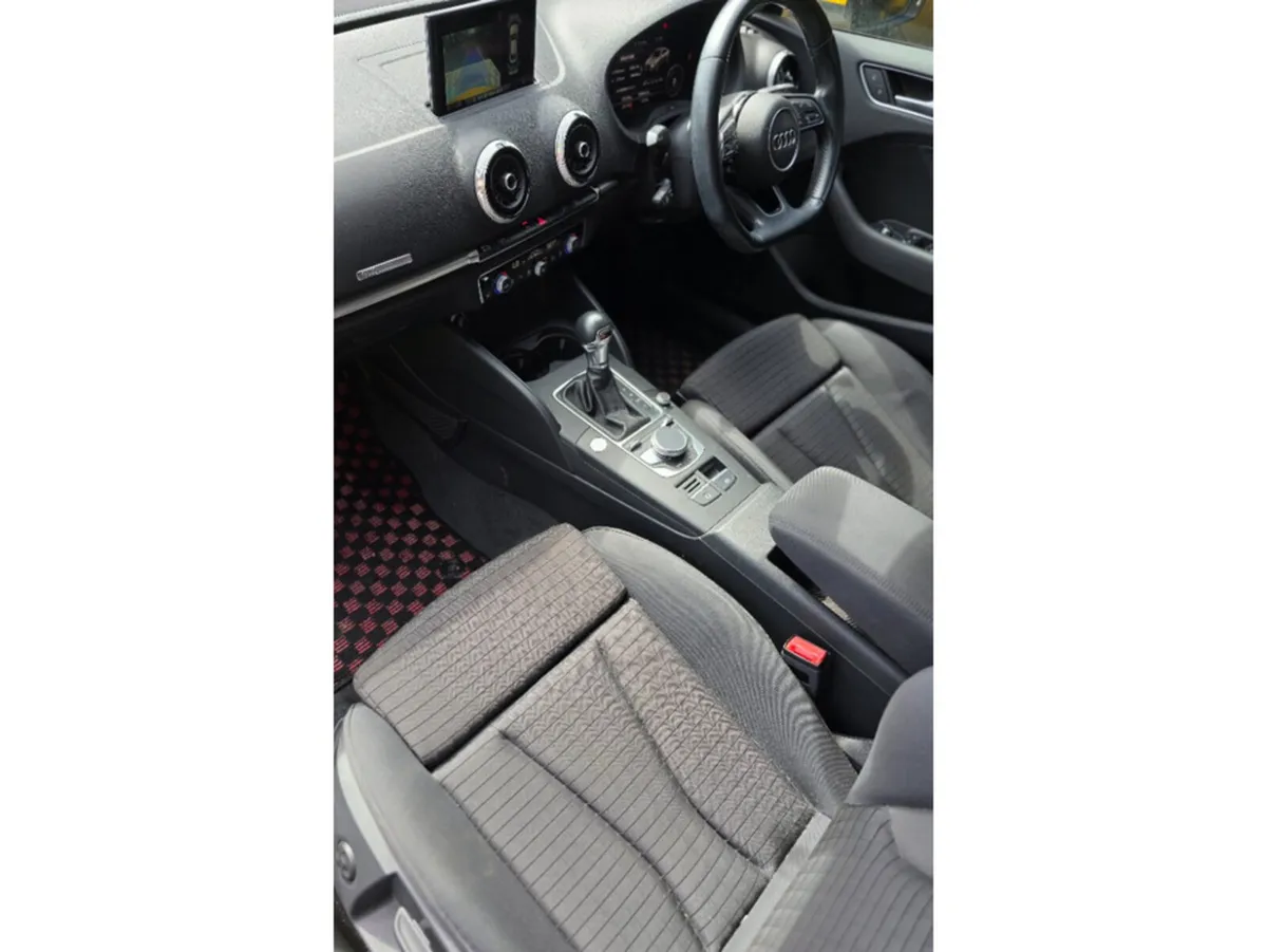 Audi A3 SALOON 1.4 TFSI AUTO - Image 2