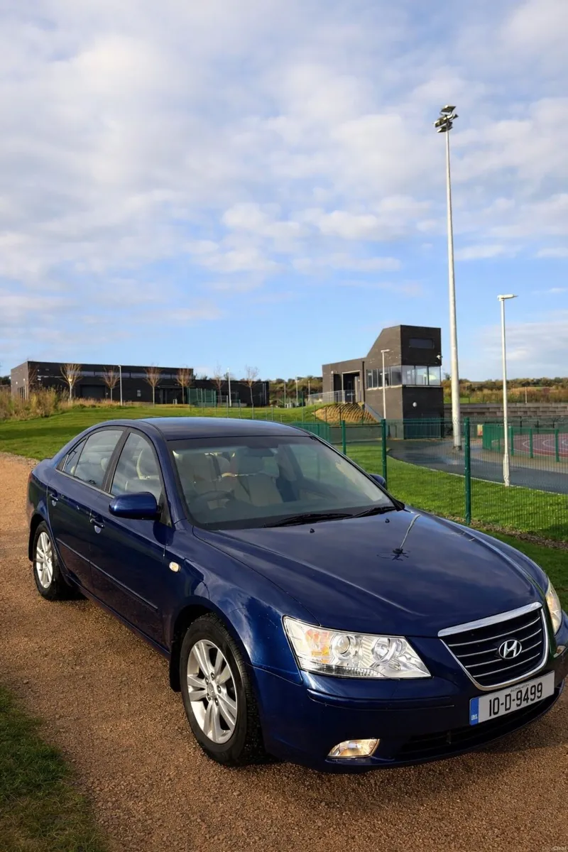 Hyundai Sonata 240km NCT 26/07 2 L Diesel. 2299€ - Image 1