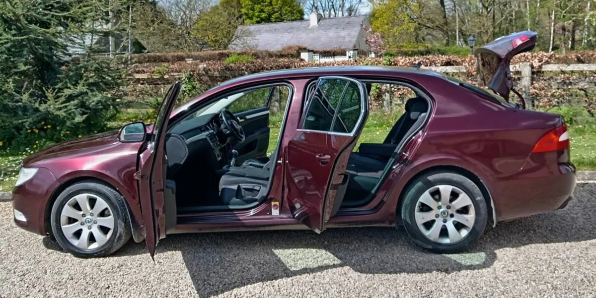 '10 Superb 1.9Tdi 318km NCT 11/ 26 - Image 1