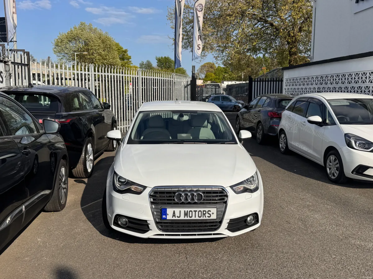AUDI A1 1.4 AUTOMATIC LEATHER SEATS - Image 3