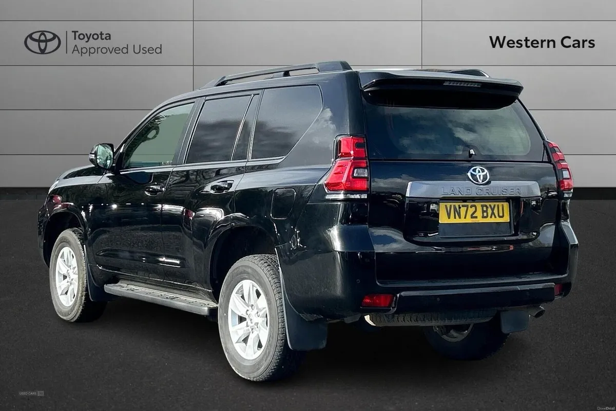 Toyota Land Cruiser Active LWB 2.8 Diesel Auto - Image 4