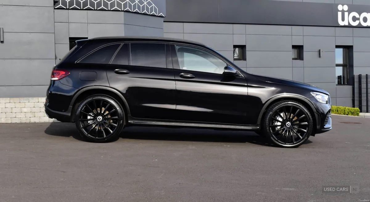 Mercedes-Benz GLC 2.0 GLC 220 D 4Matic AMG Line Au - Image 4