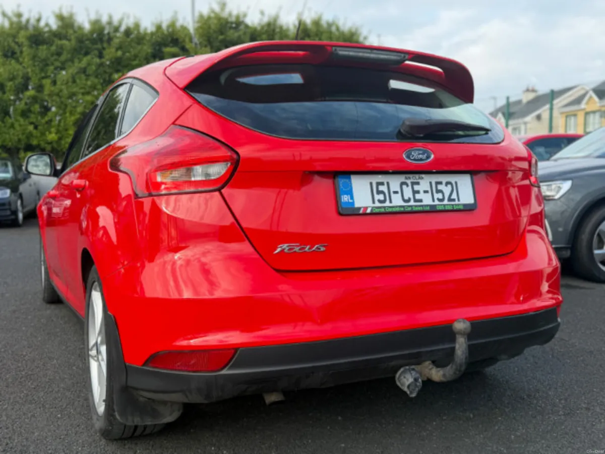Ford Focus Zetec 1.6tdci 115PS 4DR - Image 4