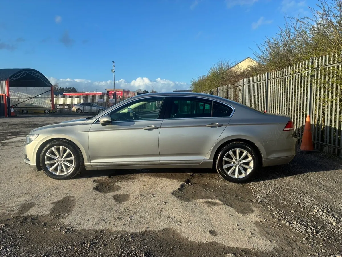 VW Passat - Image 3