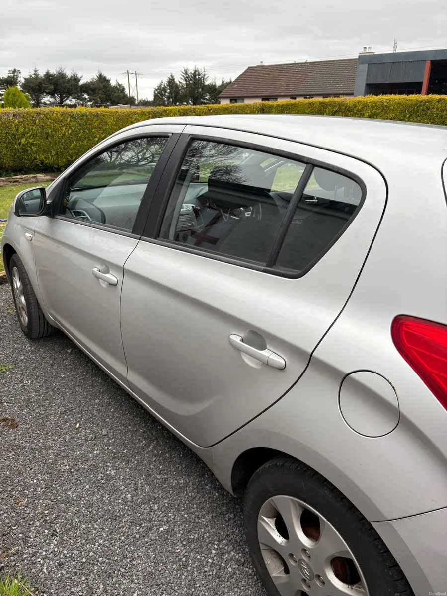 Hyundai i20 2011 – 1.2 Petrol – NCT 08/26 - Image 4
