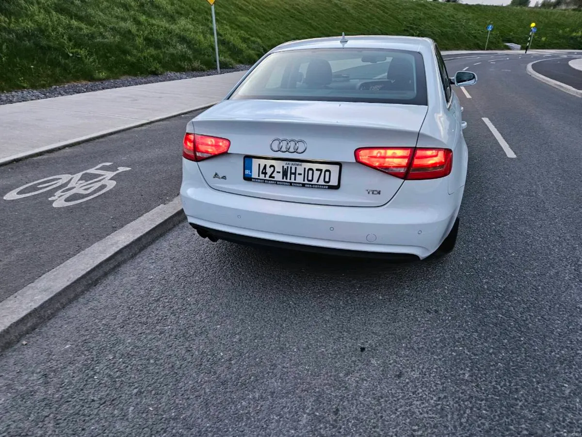Audi A4 2.0 nct 02/2027 Tax 11/2026 - Image 4