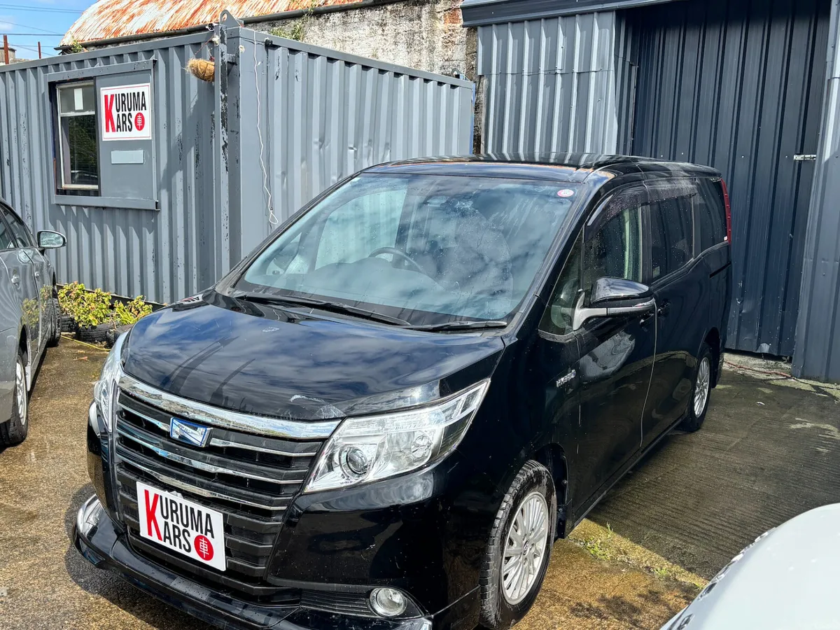 Toyota Noah 2016 – 7 Seater Hybrid - Image 3