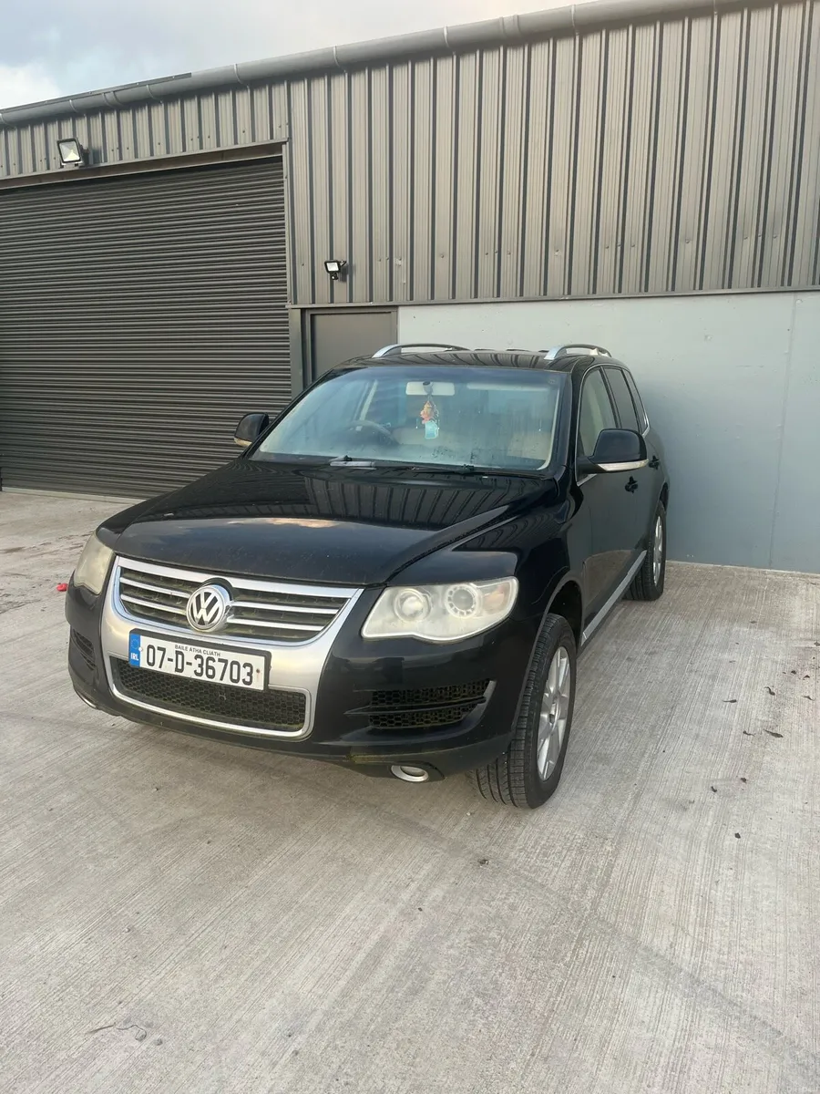 Volkswagen Touareg 2.5 - Image 1