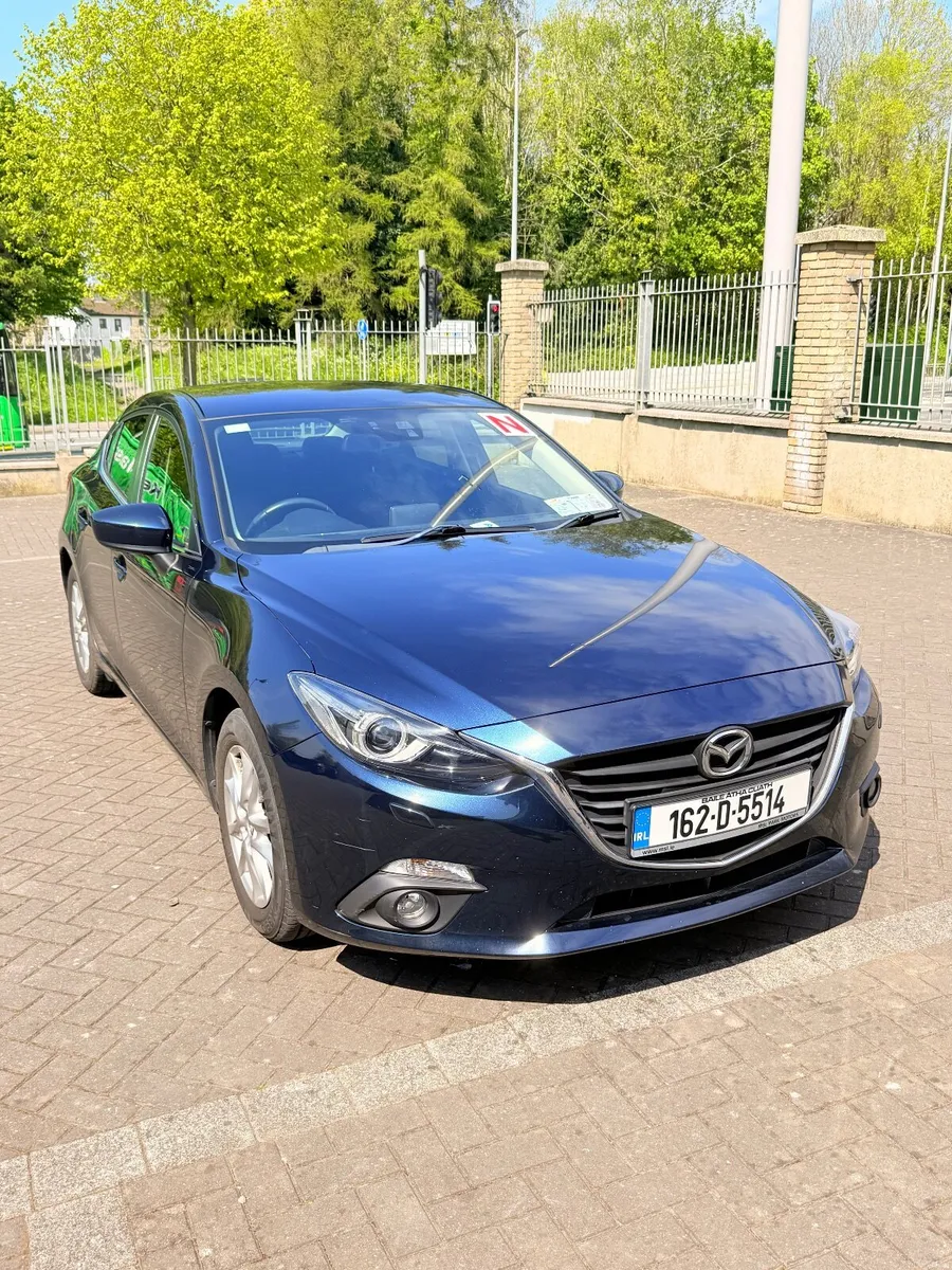 Mazda 3 1.5 D 105PS EXECUTIVE SE - Image 2