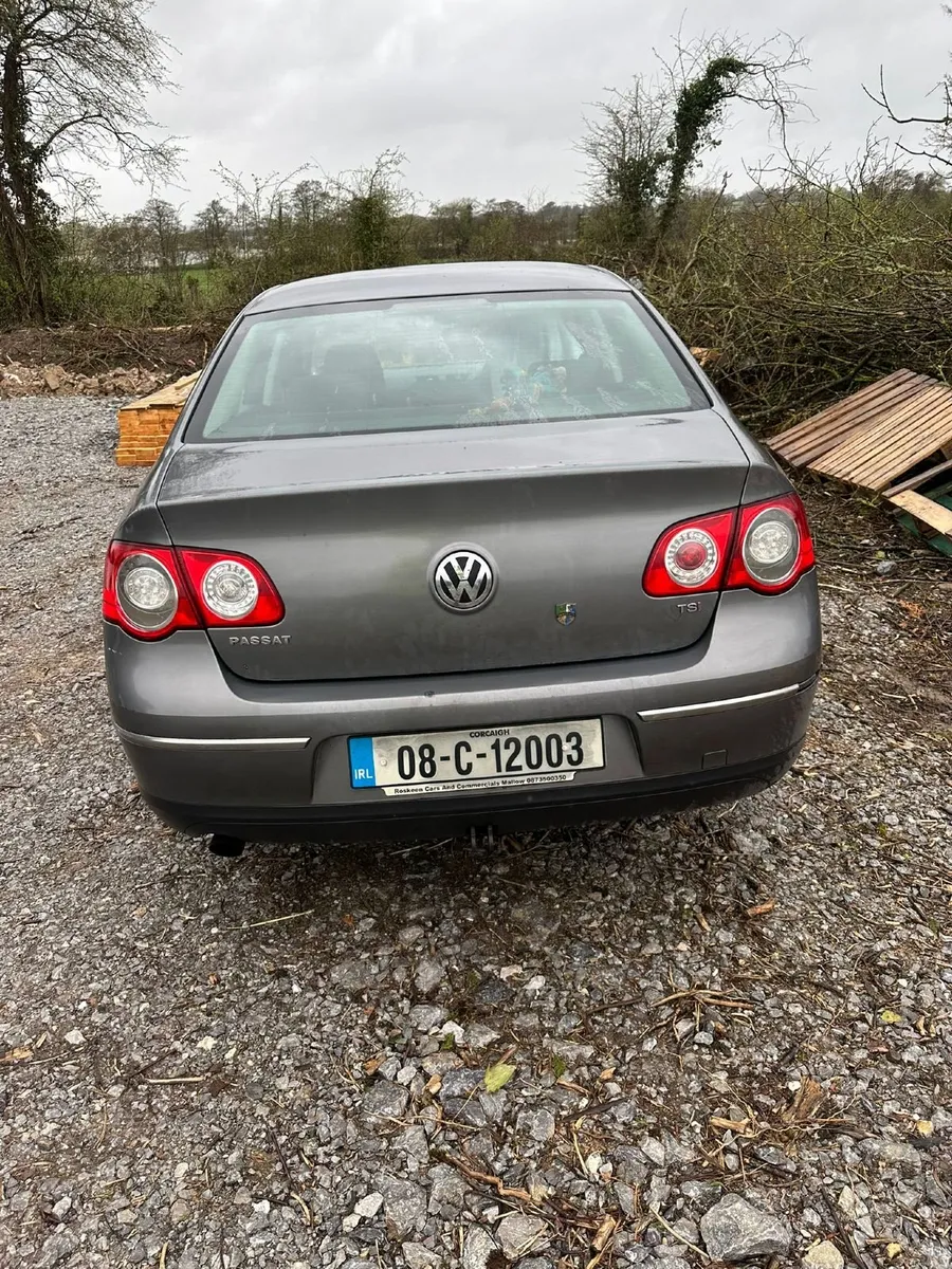 Volkswagen Passat 2008 - Image 4
