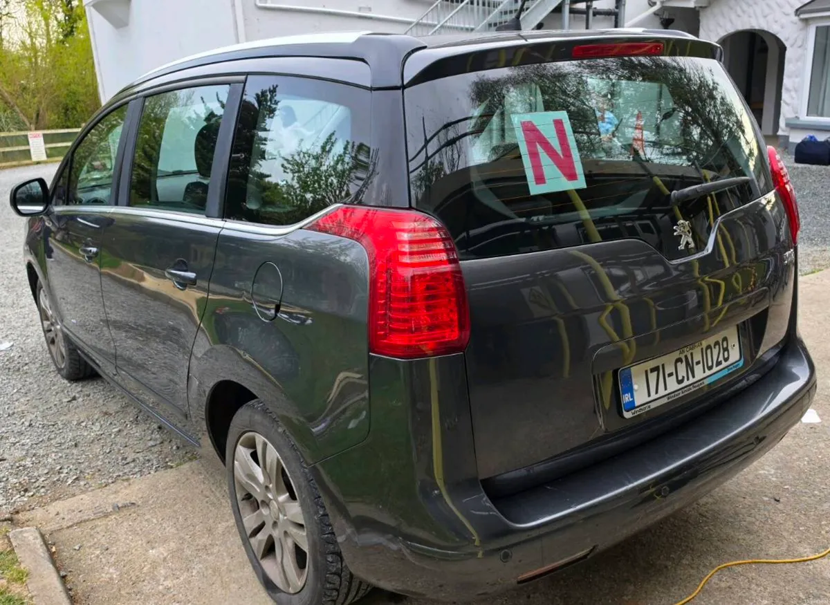 Peugeot 5008 automatic 7 seater - Image 3