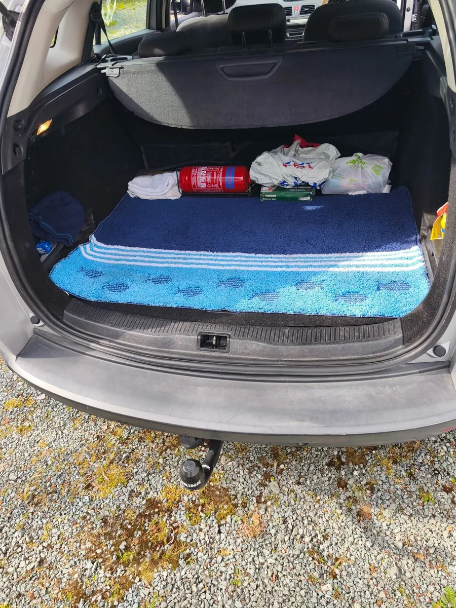 Renault Megane 2011 - Image 2