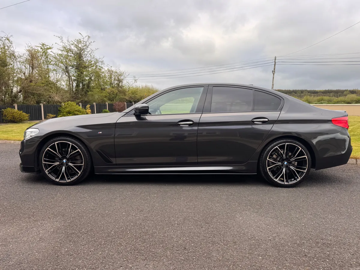 2018 BMW 520D M-SPORT - Image 5