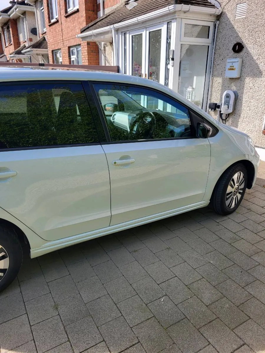Volkswagon eUP - Image 3