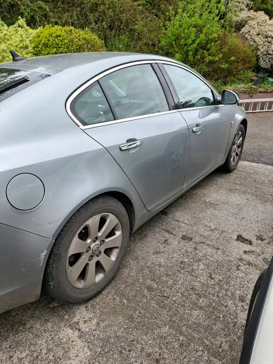 Car - Image 1