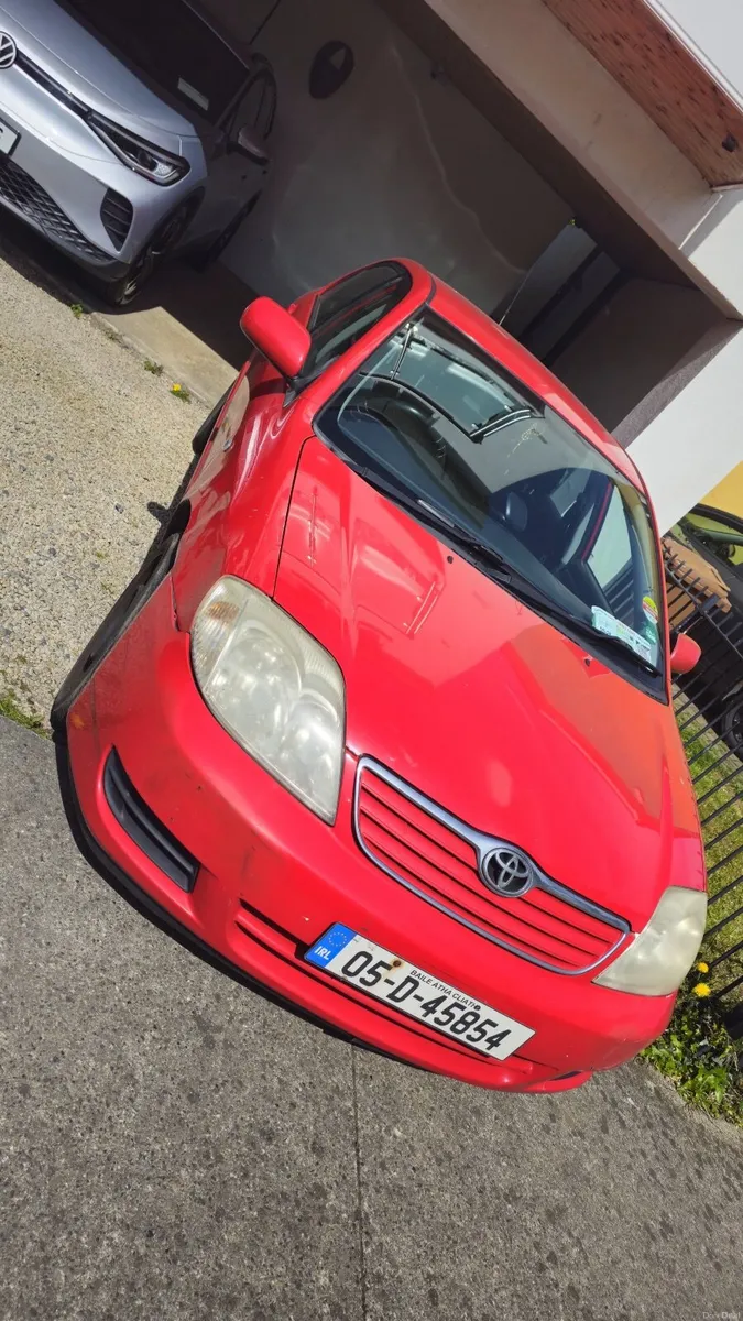 Toyota Corolla 2005 - Image 1