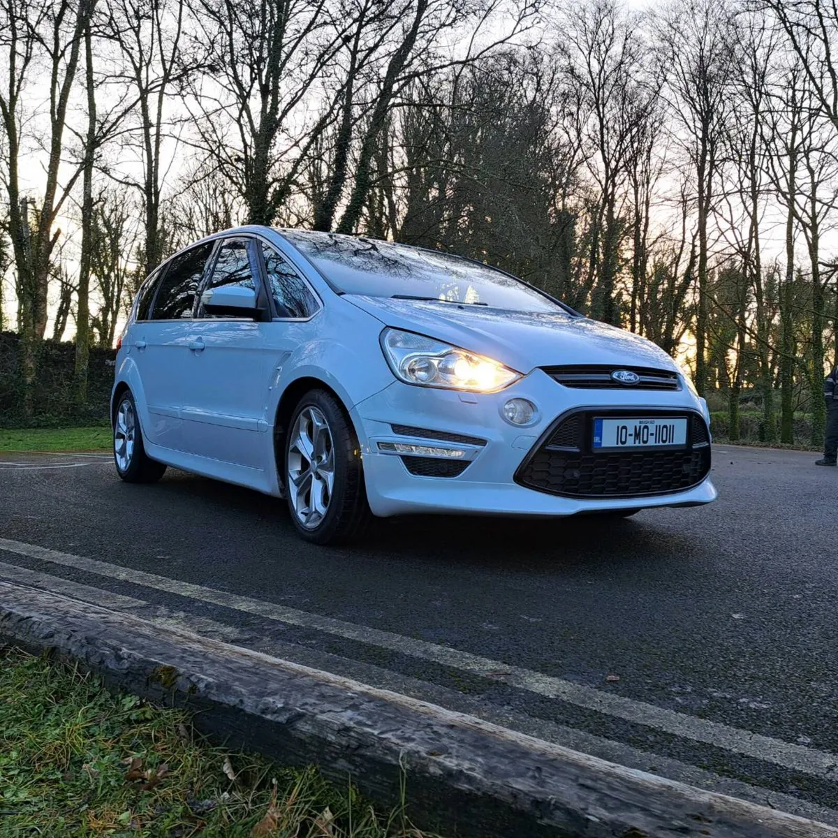 Ford s max - Image 2