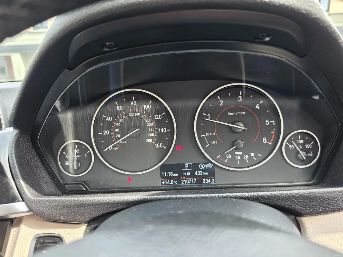BMW 3-Series 2016 - Image 6