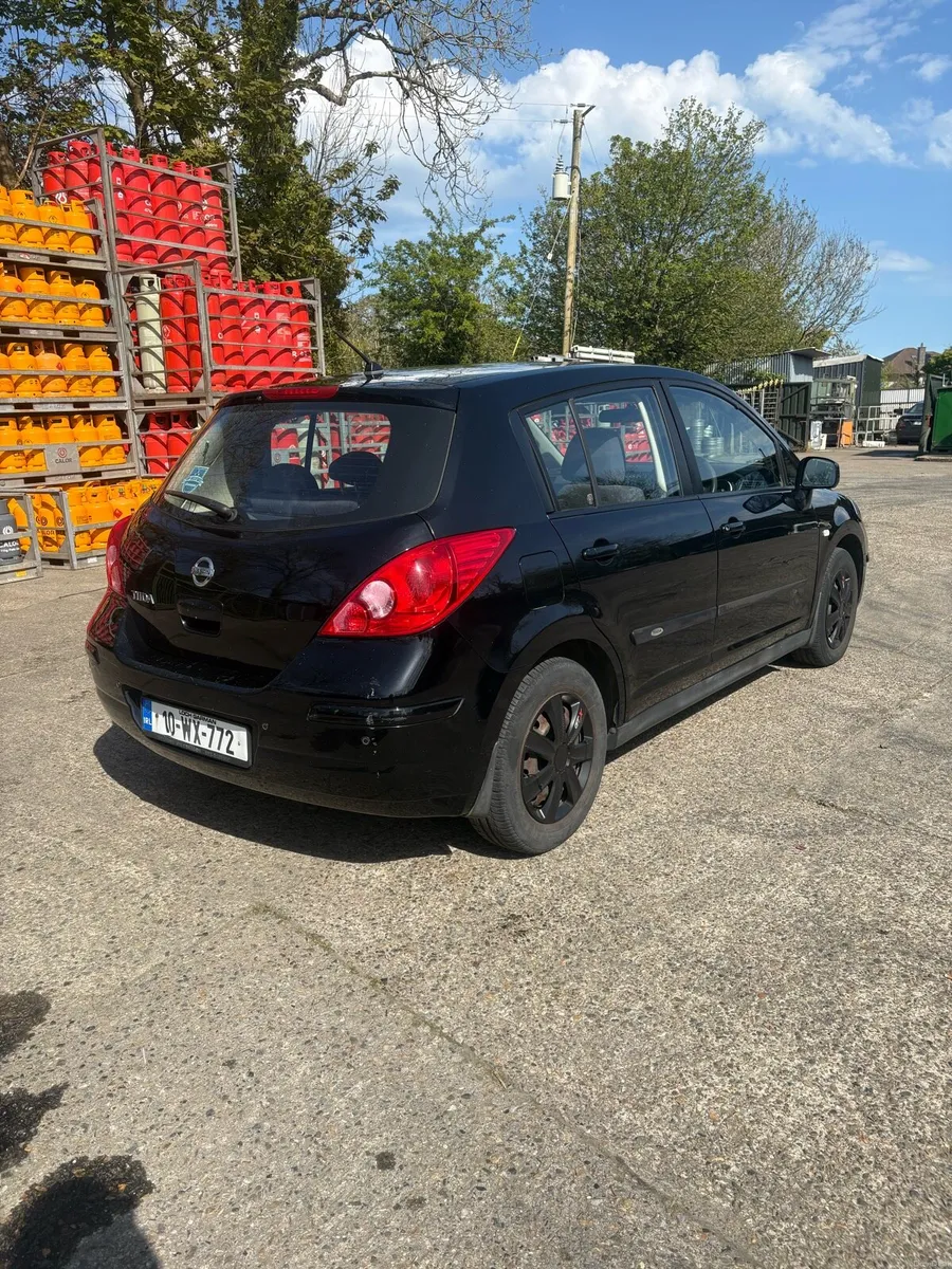 Nissan tida - Image 3