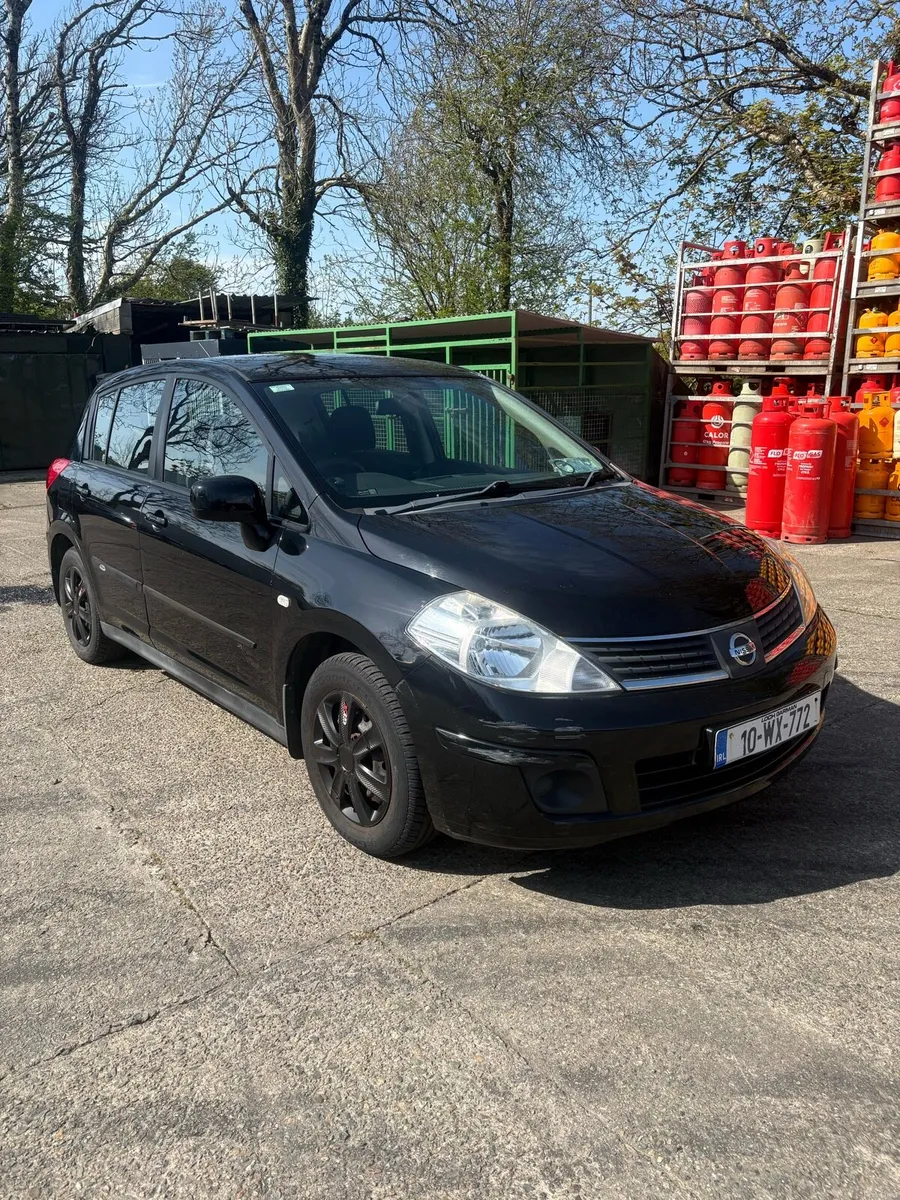 Nissan tida - Image 1