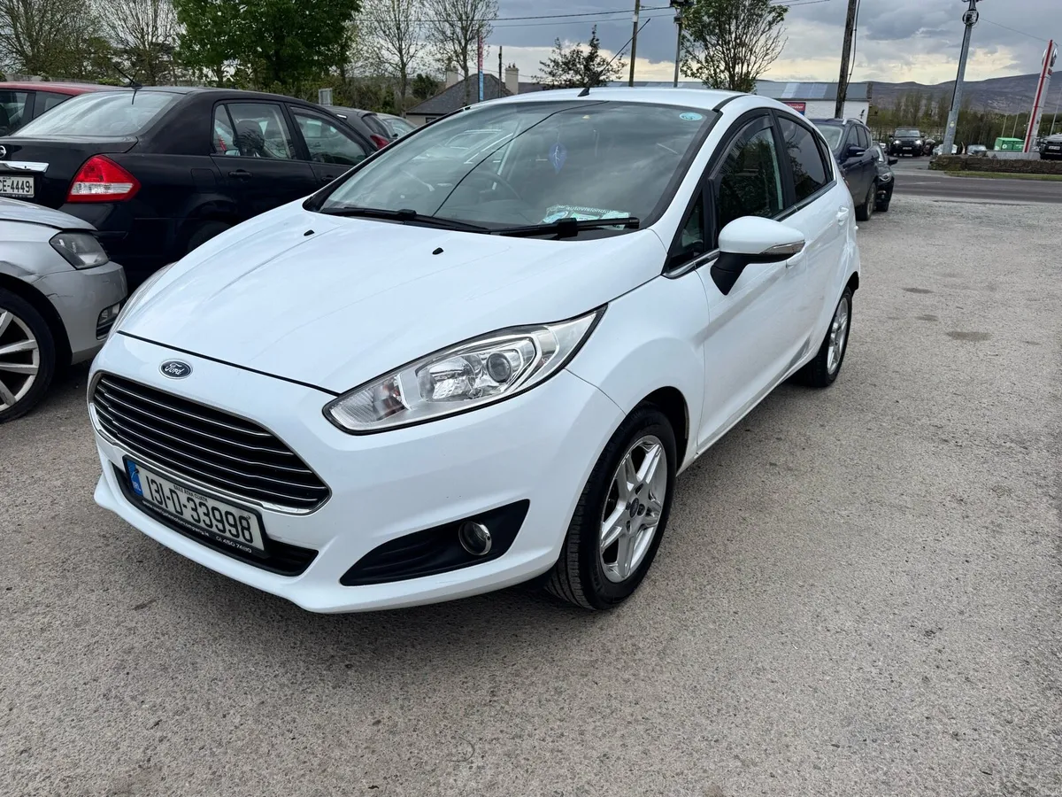2013 FORD FIESTA NCT, TAX, WARRANTY - Image 2
