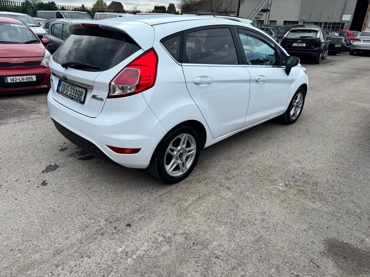 2013 FORD FIESTA NCT, TAX, WARRANTY - Image 3