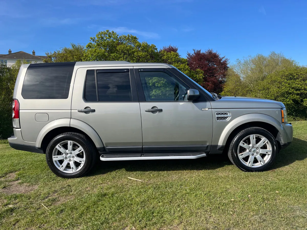 2012 Land Rover Discovery4  Crewcab - Image 3