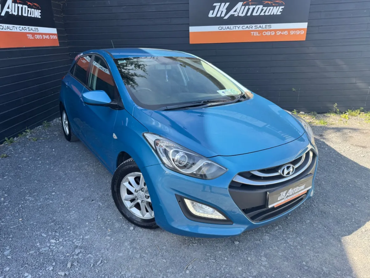 Hyundai i30 1.6 CRDI ACTIVE 110PS AUTO - Image 1