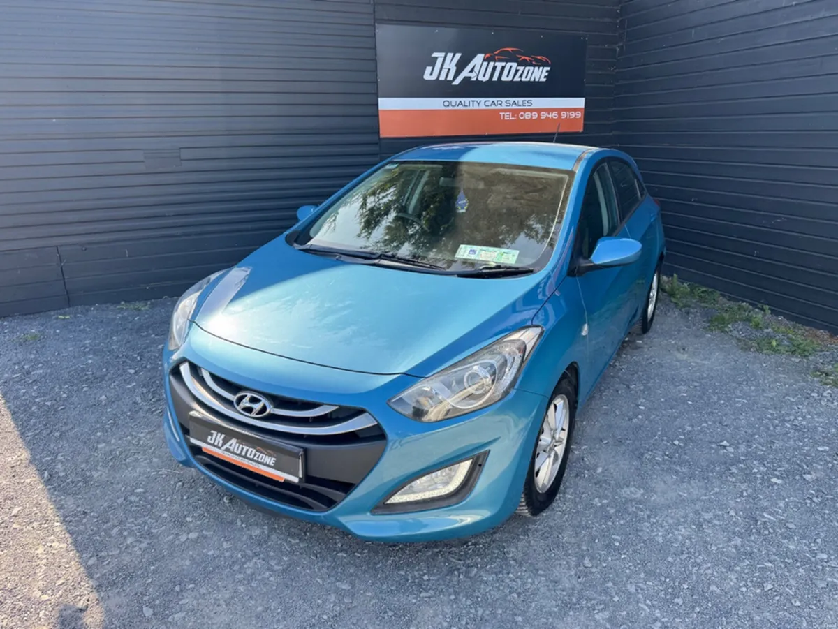 Hyundai i30 1.6 CRDI ACTIVE 110PS AUTO - Image 3