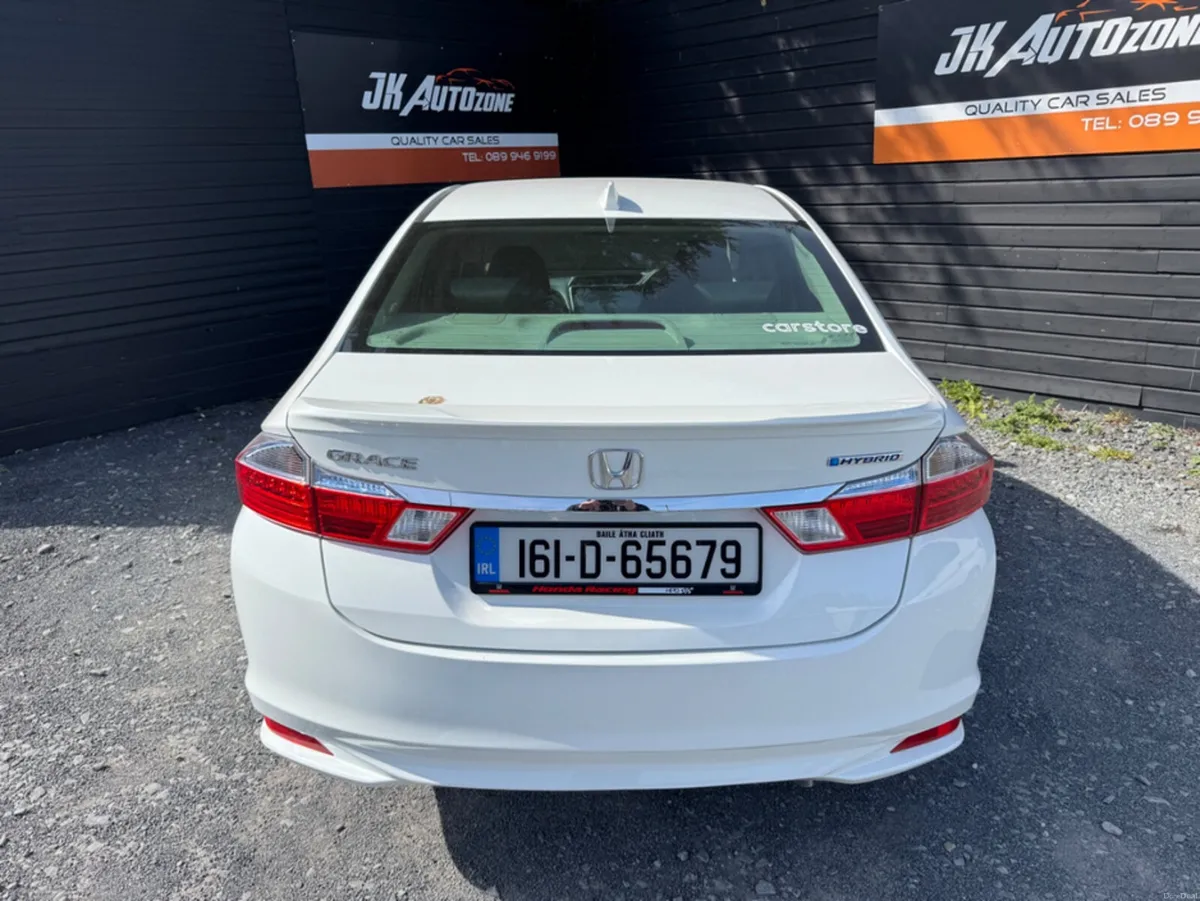 Honda Grace 1.5 HYBRID AUTO - Image 4
