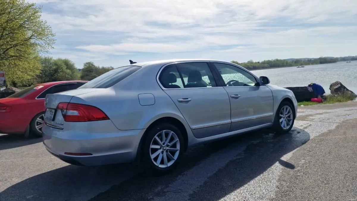 2016 SKODA SUPERB 1.6 TDI HIGH SPEC - Image 2