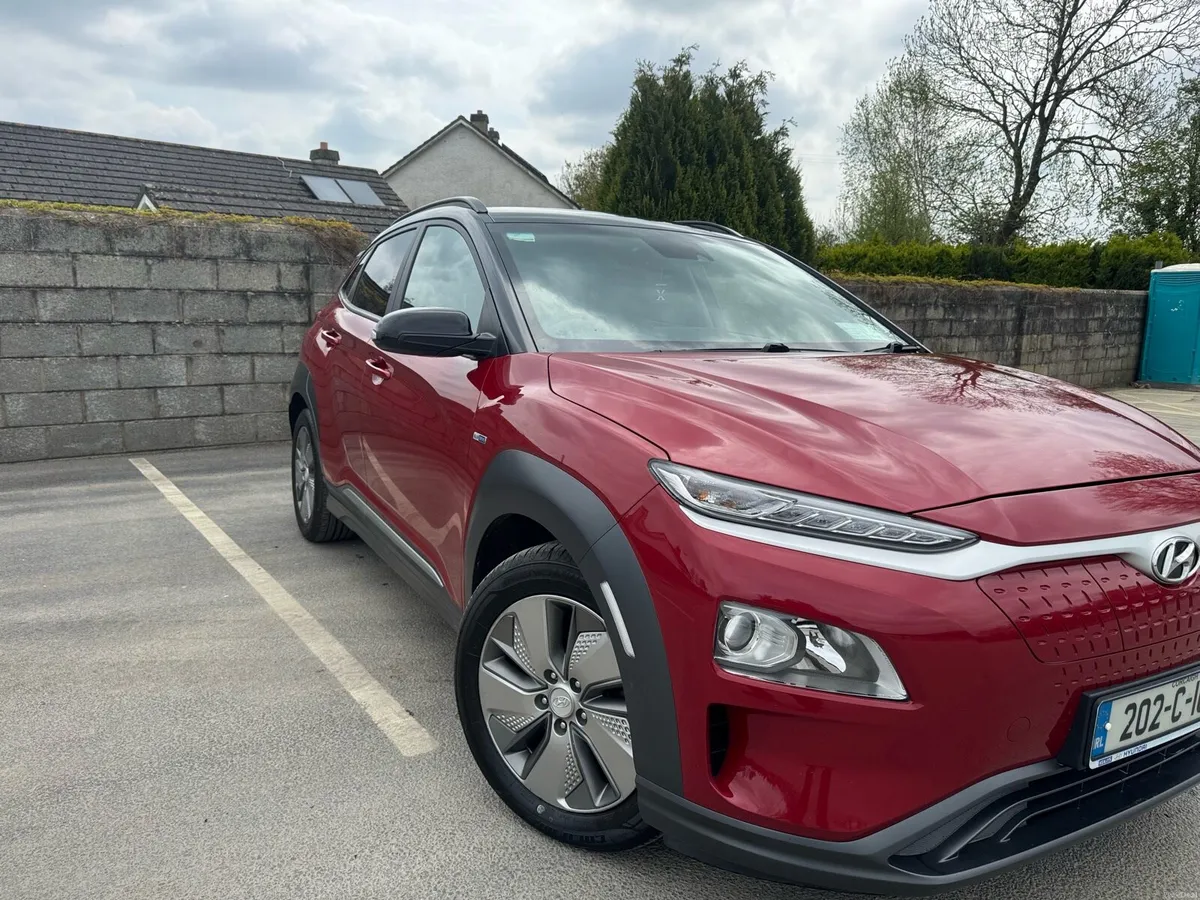 Hyundai Kona EV Premium 2 Tone 64kwh✅NEW NCT&TAX - Image 2