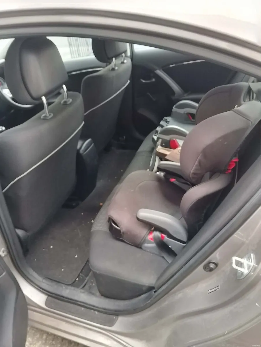 Toyota Avensis 2014 - Image 3