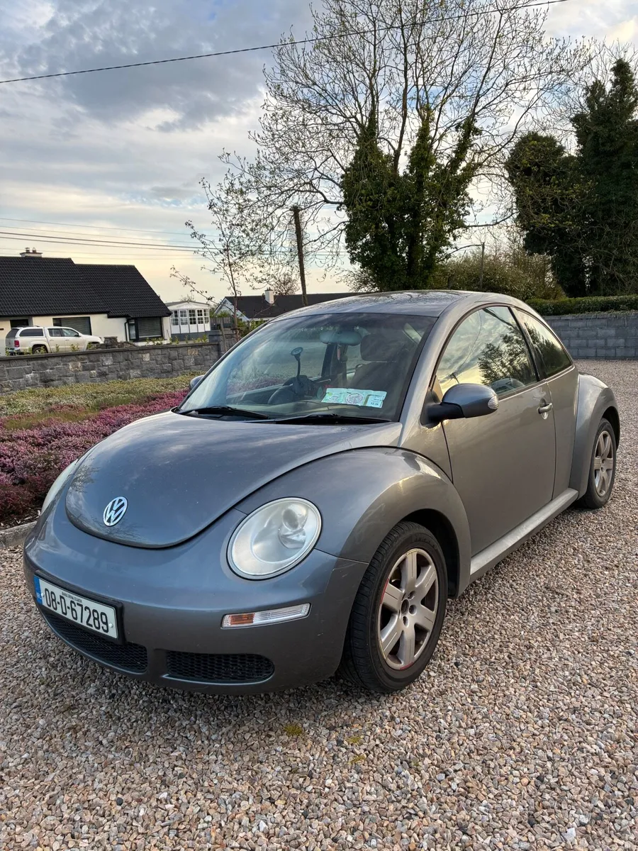 Volkswagen Beetle 2008 - Image 1