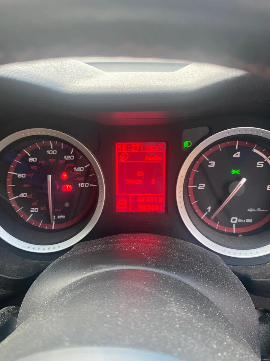 Alfa Romeo 159 2008 - Image 3