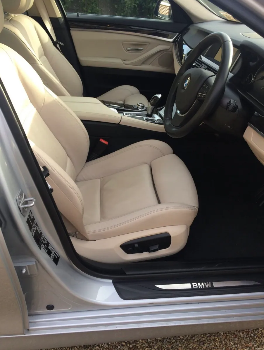 BMW 5 Series Touring - Image 3